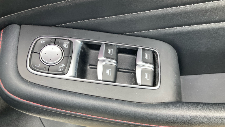 MG Hs 1.5 T-GDI PHEV Exclusive 5dr Auto Hatchback